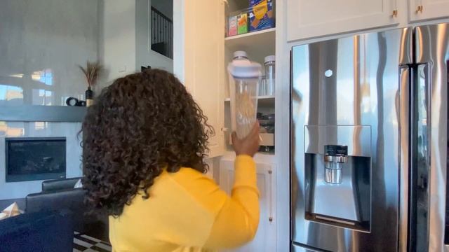 PANTRY ORGANIZATION | How we organized my pantry and kitchen with The Container Store смотреть онлайн