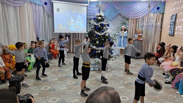 Танец силачей смотреть онлайн