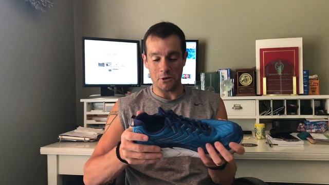 Hoka One One Clifton 4 смотреть онлайн