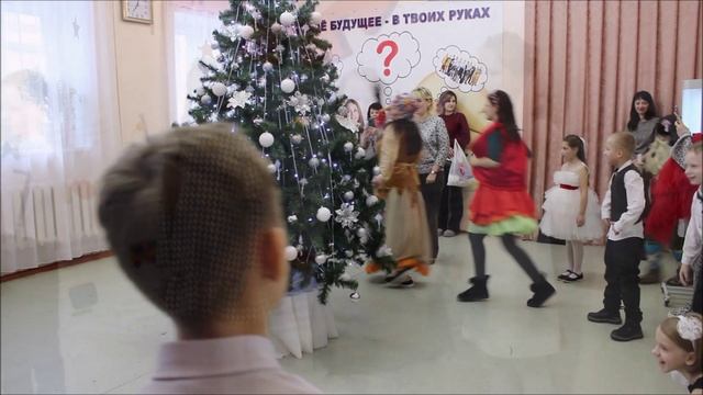 Новогоднее представление 26.12.2024 г смотреть онлайн