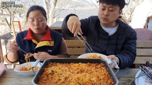 🦑통오징어, 키조개관자 넣고🔥얼큰한 해물라면 먹방😋(ft.파김치,석박지)ㅣSpicy Seafood Ramyun with KimchiㅣMUKBANGㅣEATING SHOW