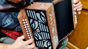 Урок - разбор на гармони Сербиянка  3 аккорда 300 песен в медленном темпе от мастера гармонь