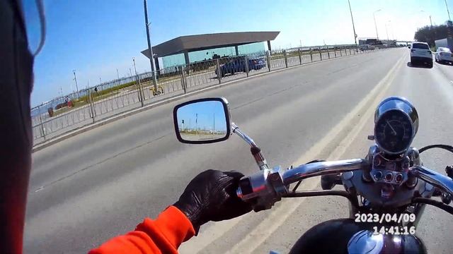 Motoride on the Volga river embankment in Volgograd City смотреть онлайн