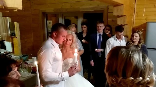 Традиции на свадьбу. Семейный очаг. СВАДЬБА МИХАИЛА И ТАТЬЯНЫ с Дуэтом ведущих "Волины" смотреть онлайн