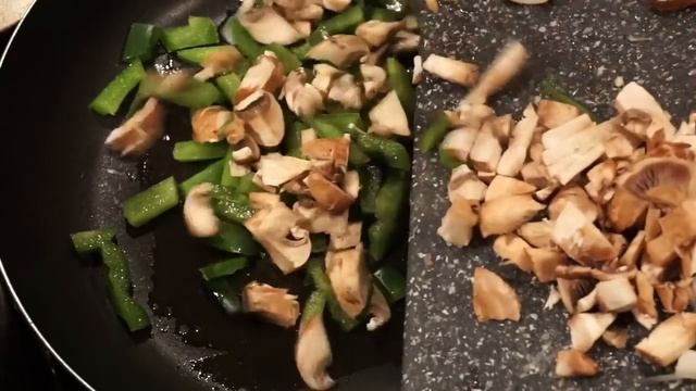 Vegan Cheese Steak Egg Rolls | B Foreal Party Edition смотреть онлайн