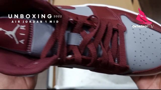 Unboxing 2022 Air Jordan 1 Mid CHERRYWOOD RED смотреть онлайн