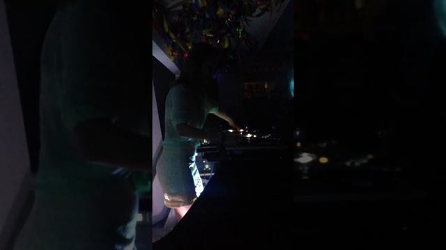 3YRS1LOVT смотреть онлайн