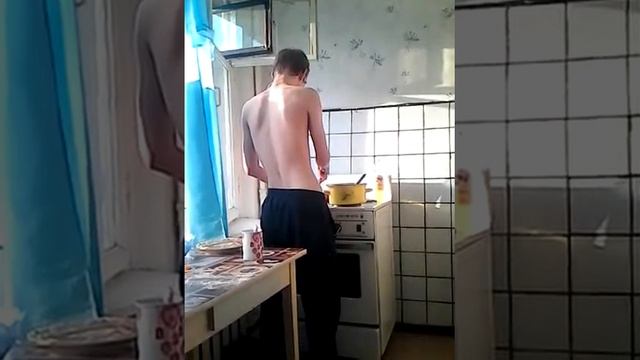 Блин с сиськой)) Угар смотреть онлайн