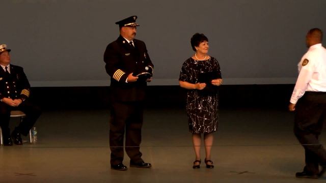 Louisville Fire Department's Graduating Recruit Class 1 8 4 Graduation Ceremony and Highlight Video смотреть онлайн