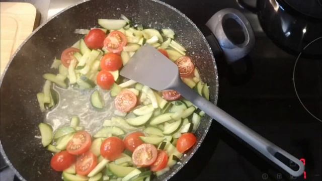 DELICIOUS pasta with zucchini.15 min recipe. Паста з цукіні . Просто і смачно. смотреть онлайн