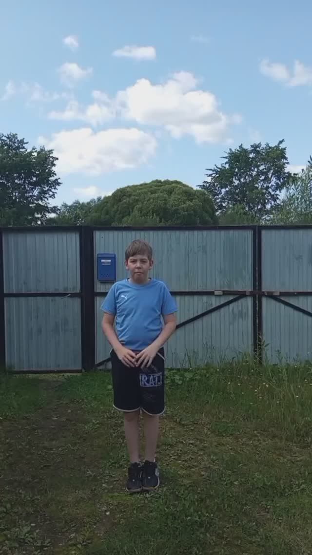 Как ускорить облака двумя хлопками?  ☁🙌 #shorts #фокусы