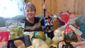 БЫЛИ В ГОРОДЕ, ЗАКУПИЛИСЬ К НОВОМУ ГОДУ. ПОСМОТРИМ ЧТО КУПИЛИ И ПОДАРКИ ОТ НАШЕГО ДРУГА РОМЫ.