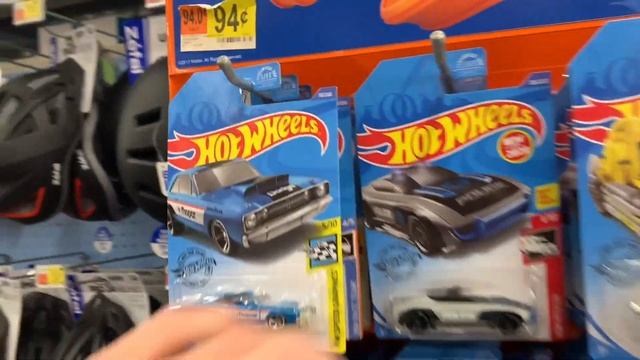 Hot Wheels Peg Hunting at Walmart#19 смотреть онлайн