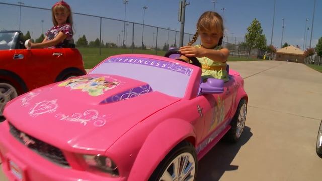 Power Wheels Race - Mini Cooper Vs Mustang Vs Disney Princess Mustang
