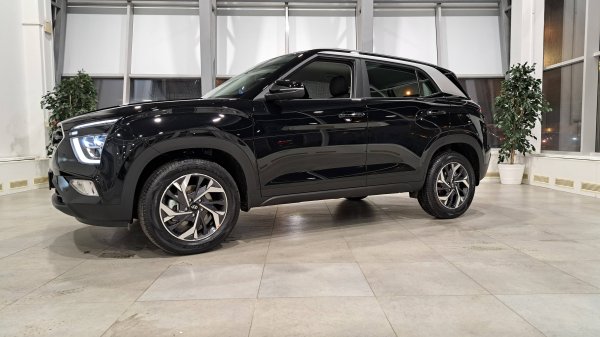 SOLARIS HC - эффектный черный кузов, узнаваемые черты. Привычные качество и надёжность. Бестселлер!