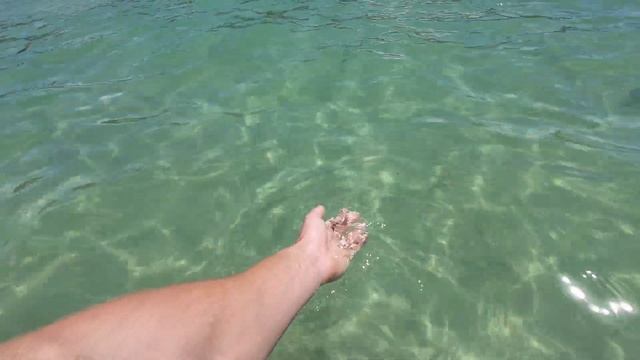 ЛУЧШИЙ ПЛЯЖ ПАТТАЙИ с чистой бирюзовой водой и белым песком. На Пхукете грязь, в Паттайе КАЙФ! смотреть онлайн