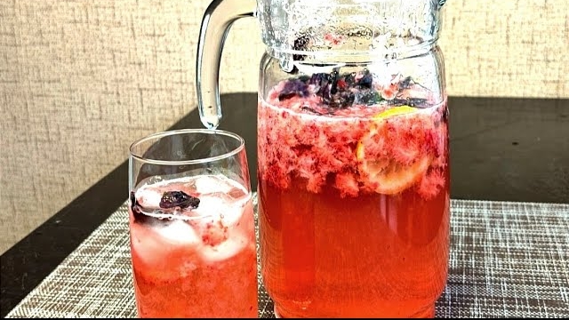 Освежающий клубничный лимонад с базиликом. смотреть онлайн