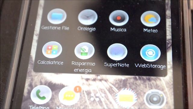What's in my phone? смотреть онлайн