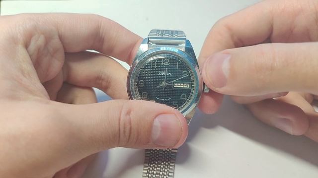 Как настроить двойной календарь на часах Ракета (механизм 2628.Н) смотреть онлайн