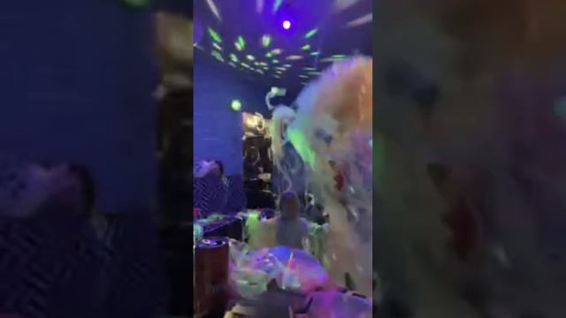 Неоновая дискотека