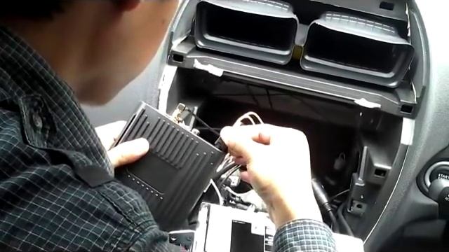 Rear Kamera & GPS Module (Outlander Sport) Part2 смотреть онлайн