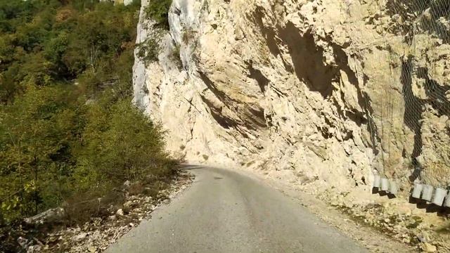 Горные дороги Черногории смотреть онлайн