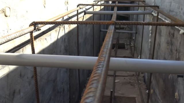 Фундамент Какой ? Ростверк на сваях? Свайно-ростверковый фундамент одноэтажного дома. смотреть онлайн