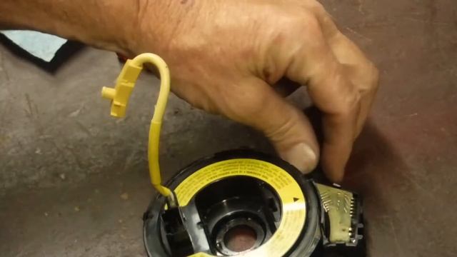What's inside of the airbag clock spring. смотреть онлайн