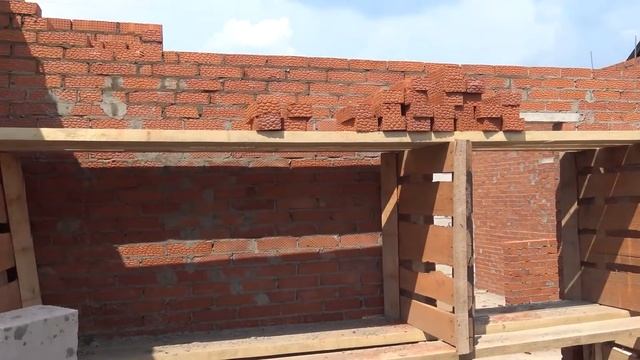 Как строили каменный одноэтажный домик. Строительство дома смотреть онлайн