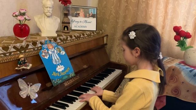 ВЫПУСК SOFT MOZART 2023 Уровень 2, Liza, 8 yo, Russia plays П.И. Чайковский "Мой Лизочек" смотреть онлайн