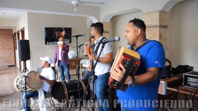 Raul Roman El telefonema fiesta jose espinal смотреть онлайн