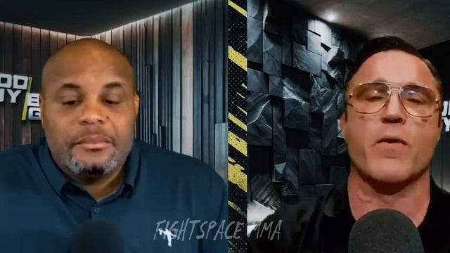 Кормье и Чейл Соннен выбирают лучшего бойца 2024 года | FightSpaceMMA смотреть онлайн