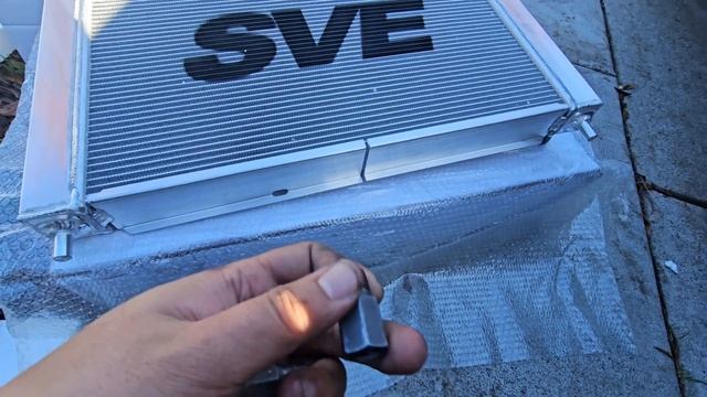 How to install a SVE 3 row core radiator on your 97-04 Mustang!!! смотреть онлайн