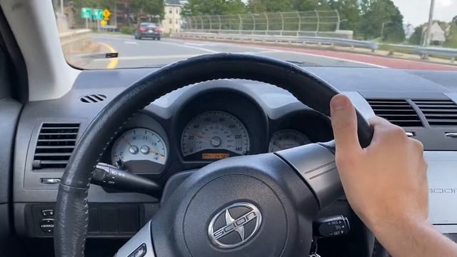 Rolê rápido com Scion 2.4 170cv EUA смотреть онлайн