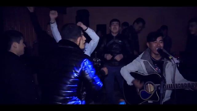 Farhod Majidov - Gitarada Jonli Ijro To'yda Yorvordi