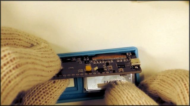 Защитный корпус для плат ESP с OLED экраном смотреть онлайн