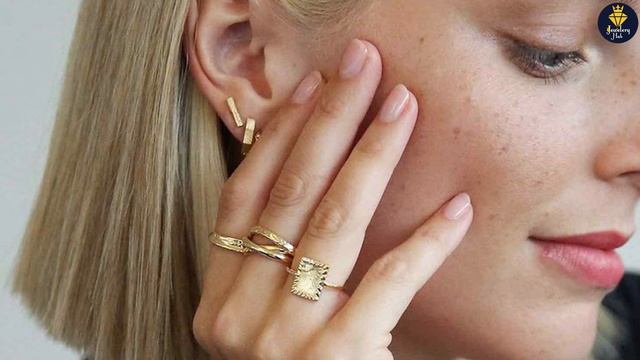 Cartier Trinity Rings: Small vs Classic | Which One Is Right for You? смотреть онлайн