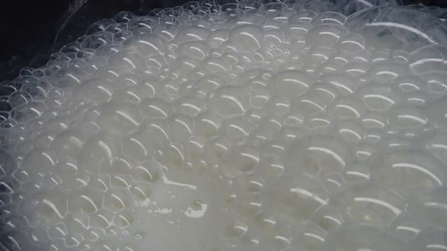 Eating 1 teaspoon of yogurt a day does these to your body. смотреть онлайн