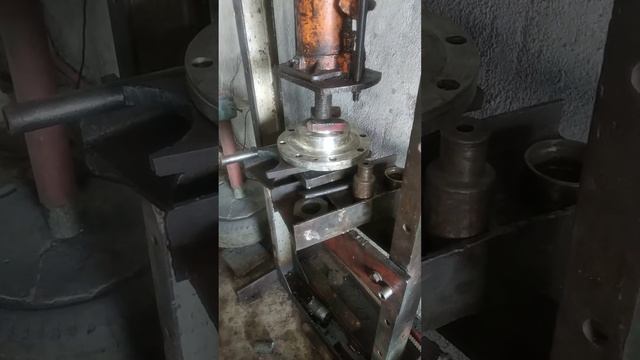 Press bronze bushing смотреть онлайн