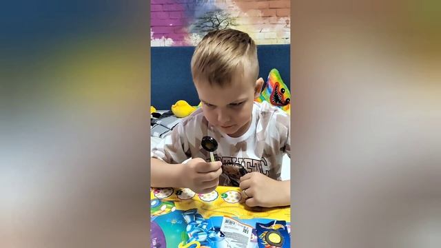 Распаковка. Красные сладости. Ням-ням, вкусно 😋 #дети #Распаковка #сладости смотреть онлайн