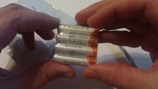 Аккумуляторы 4*ААА посылка с AliExpress распаковка смотреть онлайн