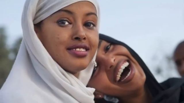 MGUSE MANZI SEHEMU HIZI ATASHINDWA KUJIZUIA ATAOMBA UMNYANDUE HAPO HAPO смотреть онлайн