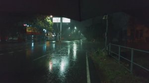 2 часа прогулки под сильным ночным дождём. Расслабляющий шум дождя для крепкого сна и учёбы.