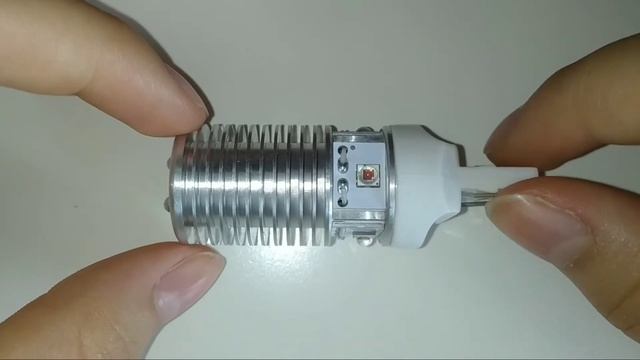 Светодиодная автомобильная лампа NeTuning W21/5W-6HL в стоп-сигналы \ задние габаритные огни 7443 смотреть онлайн