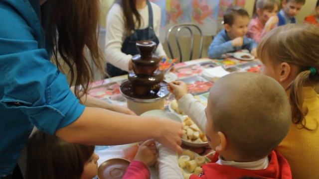 Детская шоколадная вечеринка смотреть онлайн