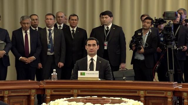 Путин провел неформальный саммит лидеров СНГ в Санкт-Петербурге. смотреть онлайн