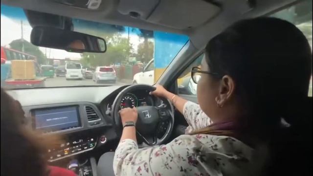 Tania the traveller | new car | Honda Vezel RS 2017 смотреть онлайн