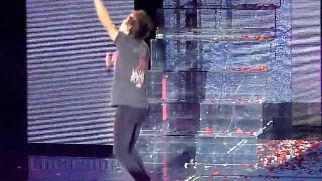 One Direction, Live While We're Young. O2 Dublin 05-03-2013  HD