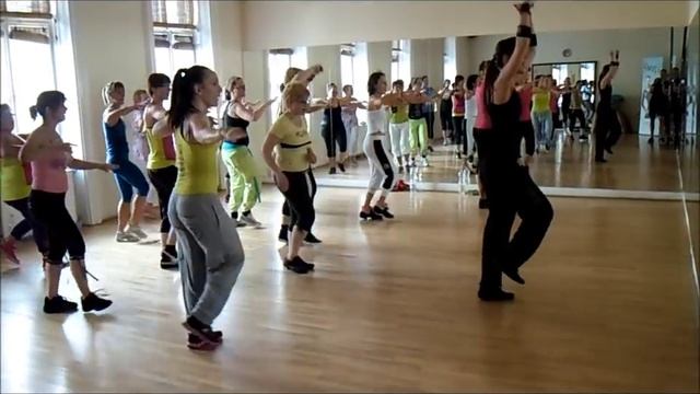 Zumba Fiesta Zumba®Fitness ZIN 50 смотреть онлайн