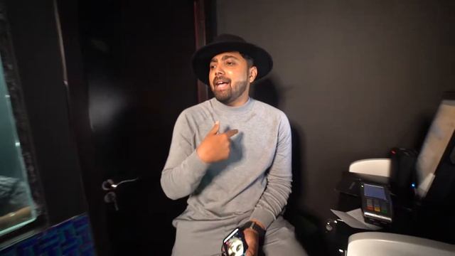 Malang Lounge , Dubai. Promo Video by Gagz Gagan Photography. смотреть онлайн